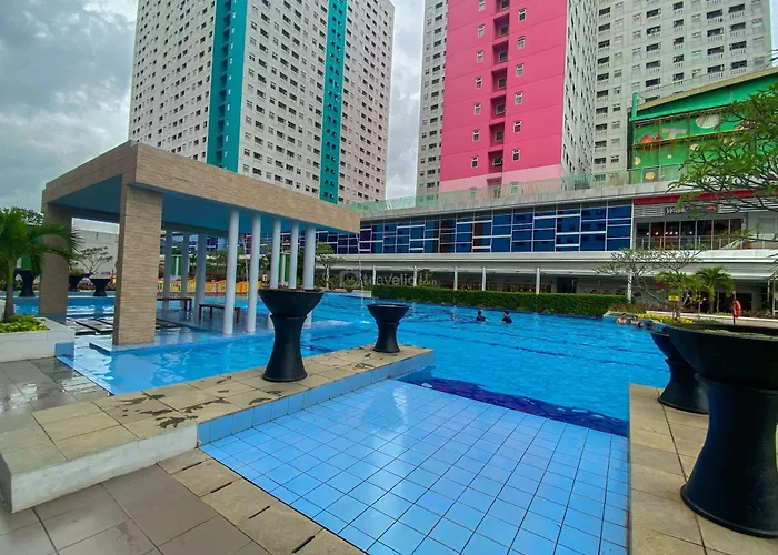 Best Deal And Comfort 2Br Green Pramuka City Apartment By Travelio